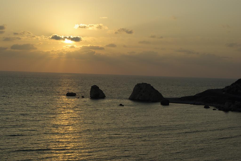 4 Bedroom Villa Helidoni With Private Infinity Pool, Aphrodite Hills Resort 코우클리아 외부 사진