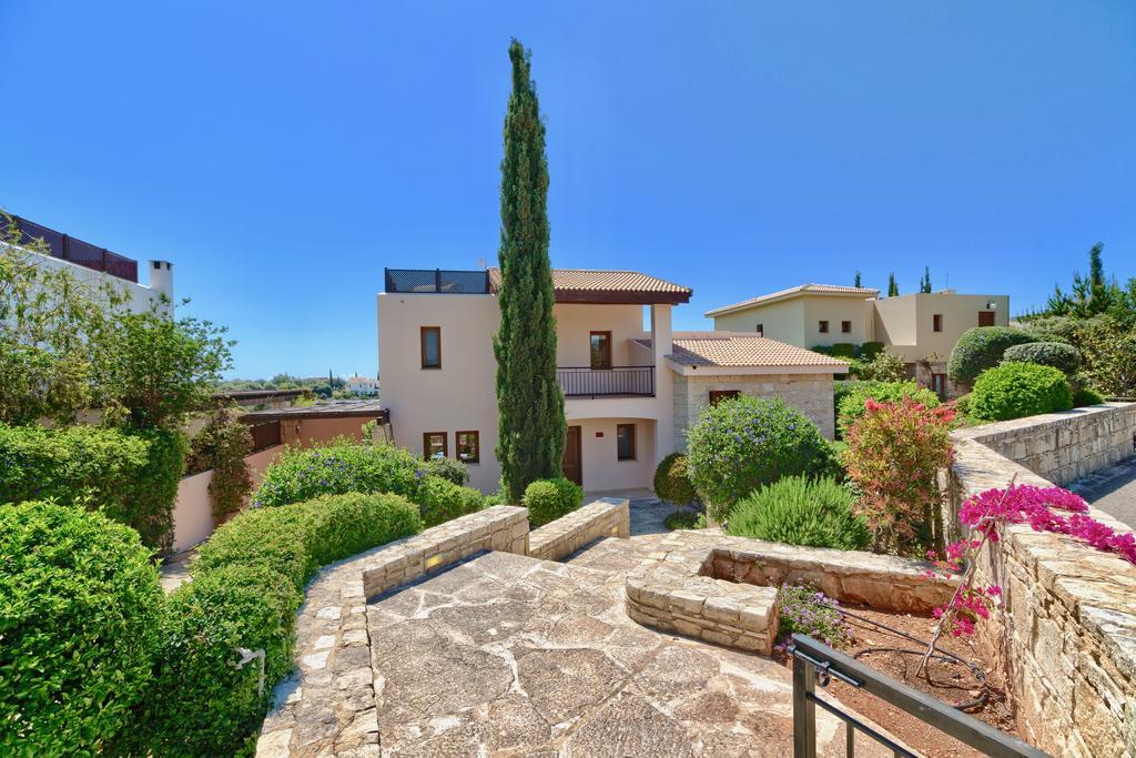 4 Bedroom Villa Helidoni With Private Infinity Pool, Aphrodite Hills Resort 코우클리아 외부 사진