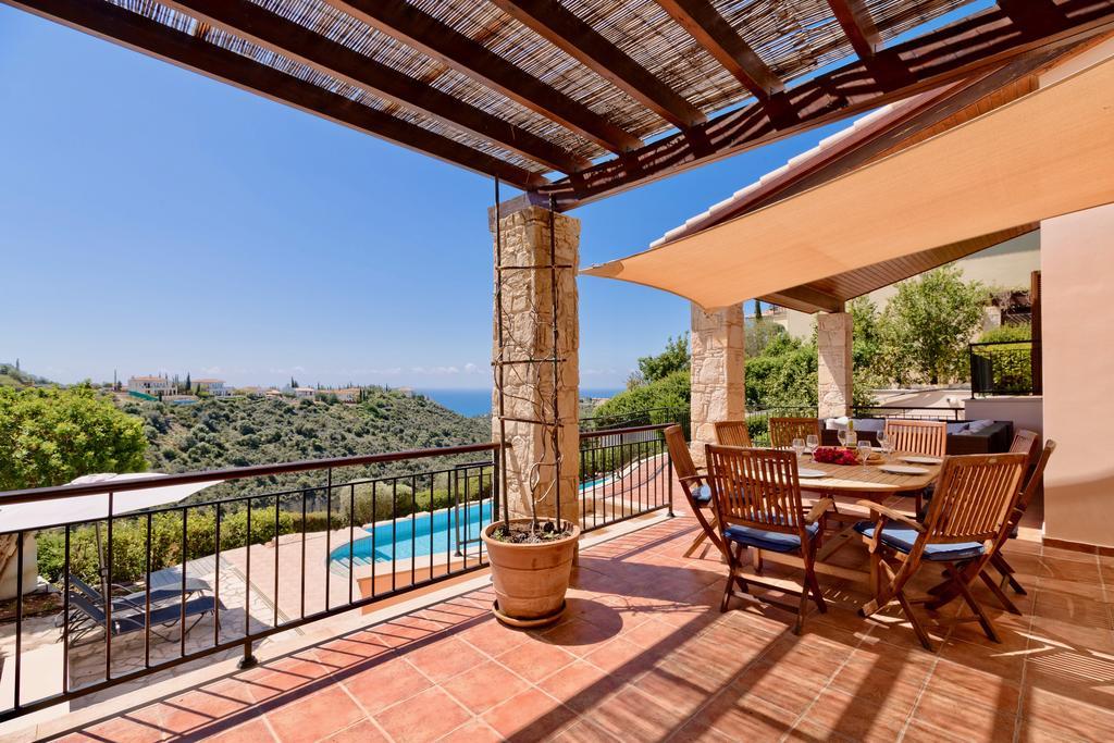 4 Bedroom Villa Helidoni With Private Infinity Pool, Aphrodite Hills Resort 코우클리아 외부 사진