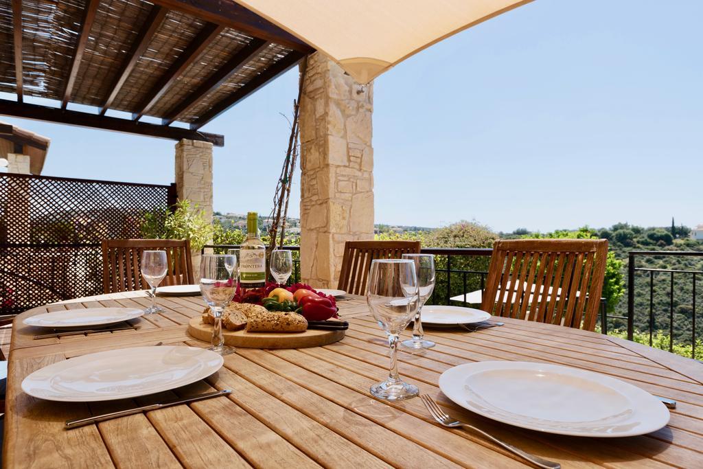 4 Bedroom Villa Helidoni With Private Infinity Pool, Aphrodite Hills Resort 코우클리아 외부 사진