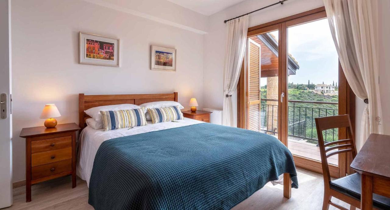 4 Bedroom Villa Helidoni With Private Infinity Pool, Aphrodite Hills Resort 코우클리아 외부 사진